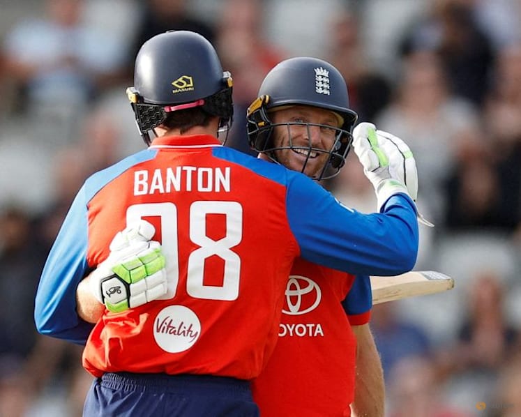 England complete T20 sweep over Sri Lanka to go back on top of world rankings