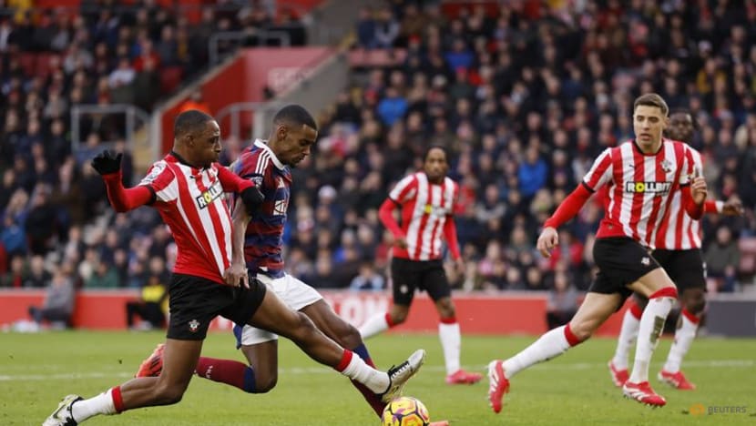 Liverpool, Arsenal both win as Forest thrashed by Bournemouth