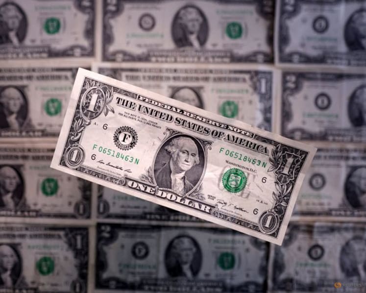 US dollar hits two-week high, pound slumps after BoE holds rates