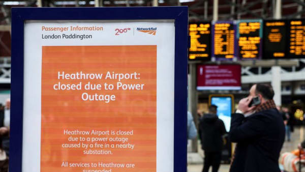 As it happened: Travel chaos as world awaits Heathrow flight resumption