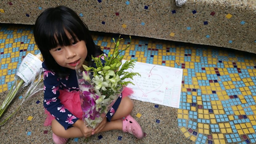 Singaporeans offer their well-wishes to former MM Lee Kuan Yew