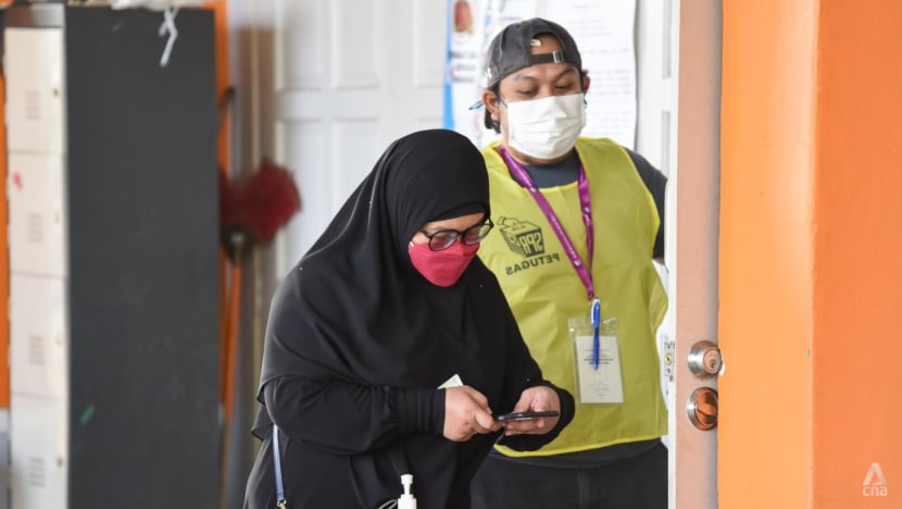 Johor state election: Voter turnout at about 50% as of 4pm Johor state election: Voter turnout at about 50% as of 4pm