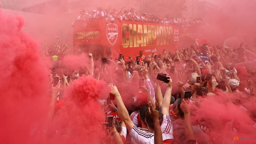 Arsenal paint London red with victory parade after Premier League title win