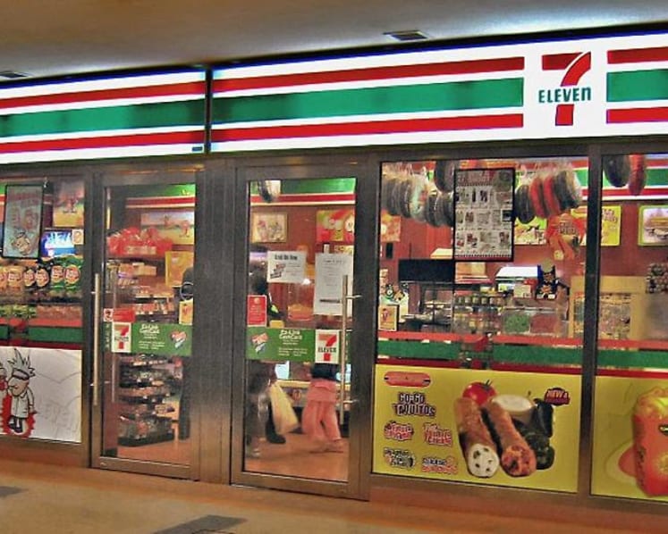 Teenager charged with robbing Sengkang 7-Eleven store of cigarettes, burger
