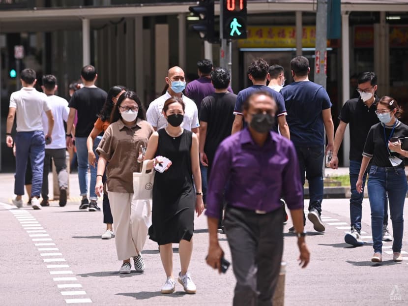 Singapore's population increases 3.4% after two years of decline Singapore's population increases 3.4% after two years of decline