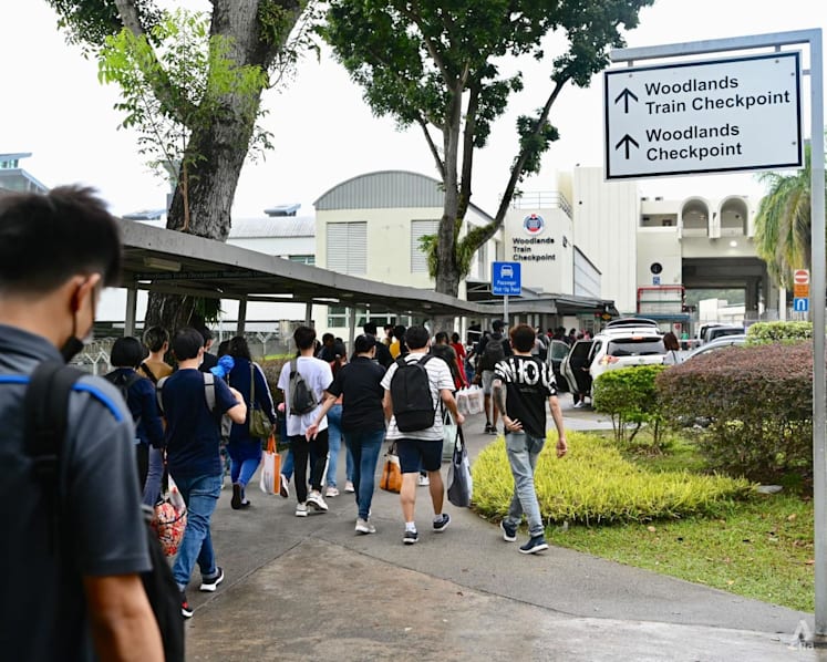Crowds descend on Woodlands Checkpoint as people cross Causeway to celebrate Chinese New Year