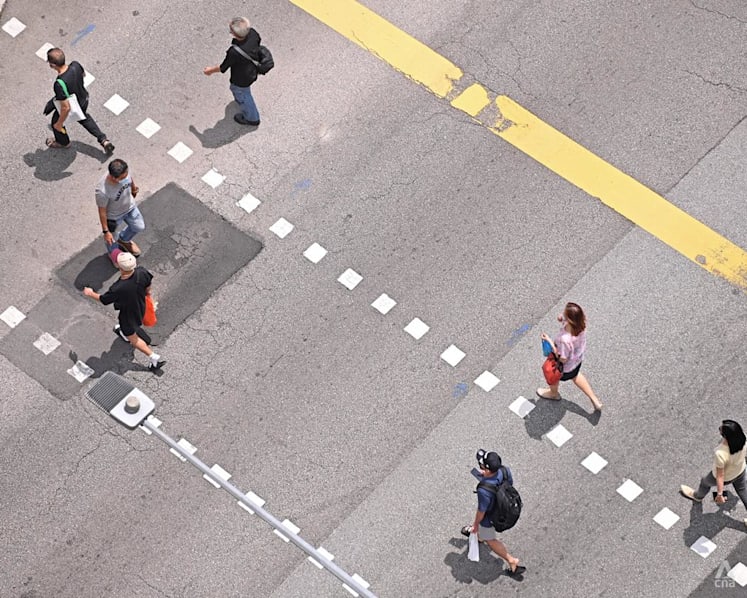 Singapore reports 6,434 new COVID-19 cases, 7 deaths
