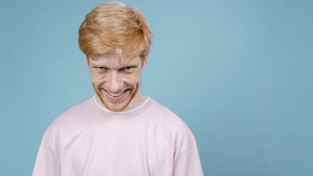 这个世界除了“白眼狼”，还有一种更可怕的动物，叫“笑面虎”！