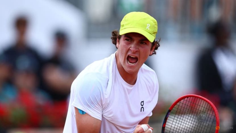 Fonseca credits former champion Kuerten for Brazilian support at French Open