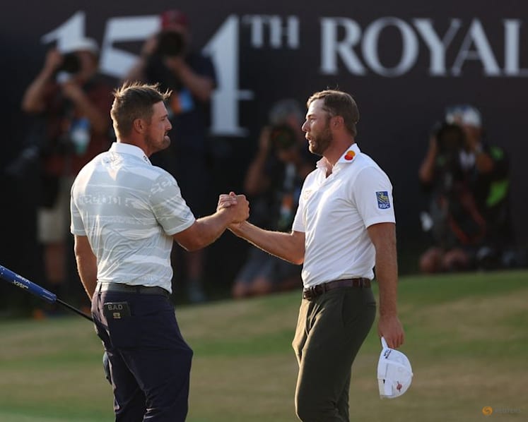 Burns seizes Open lead, DeChambeau shrugs off penalty to stay in the mix