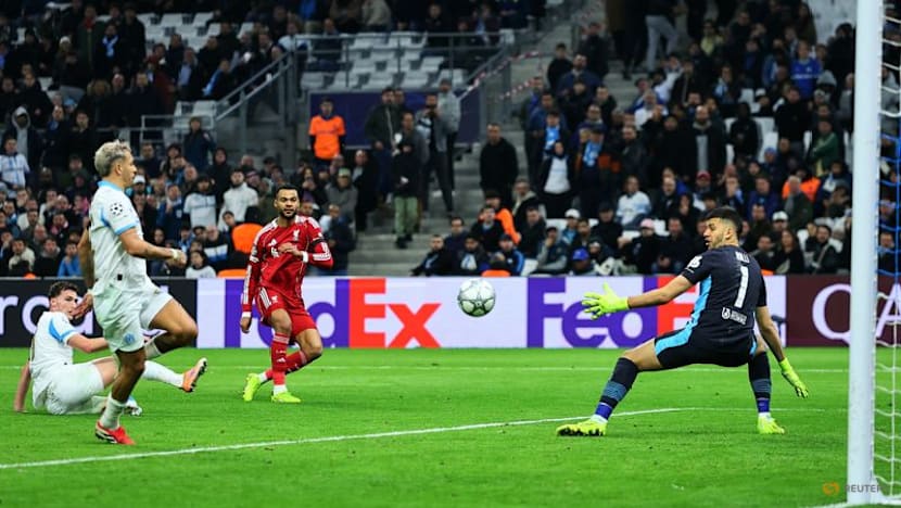 Clinical Liverpool edge closer to last 16 with Marseille win