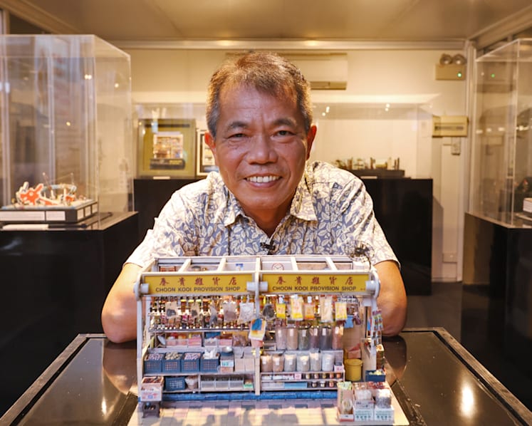 The Stories Behind: The commando-turned-artist who hopes to make it big with his nostalgic miniature art