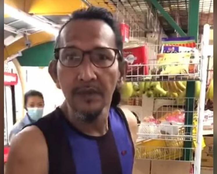 Man in viral minimart video charged with not wearing mask, wounding racial feelings