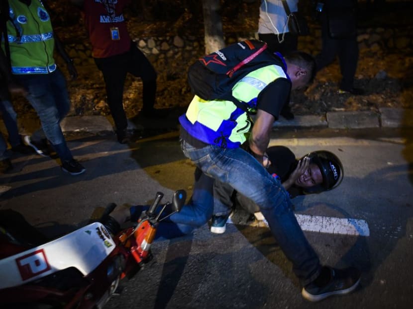 7 more held overnight as police secure Selangor temple after riots - TODAY