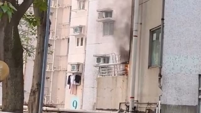 香港一店铺起火迅速扑灭 居民：警钟为何迟迟未响起？