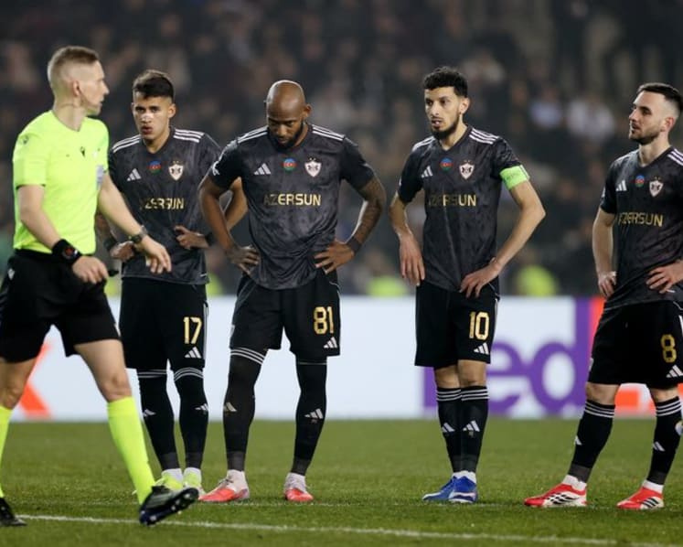Gordon scores four as Newcastle hammer Qarabag to move to brink of last 16