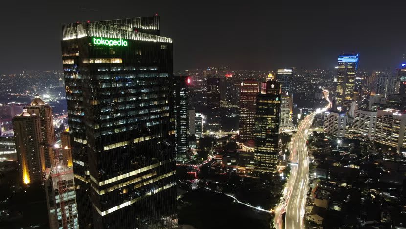 WFH 1 hari seminggu  diperpanjang 2 bulan, konsumsi BBM diklaim turun