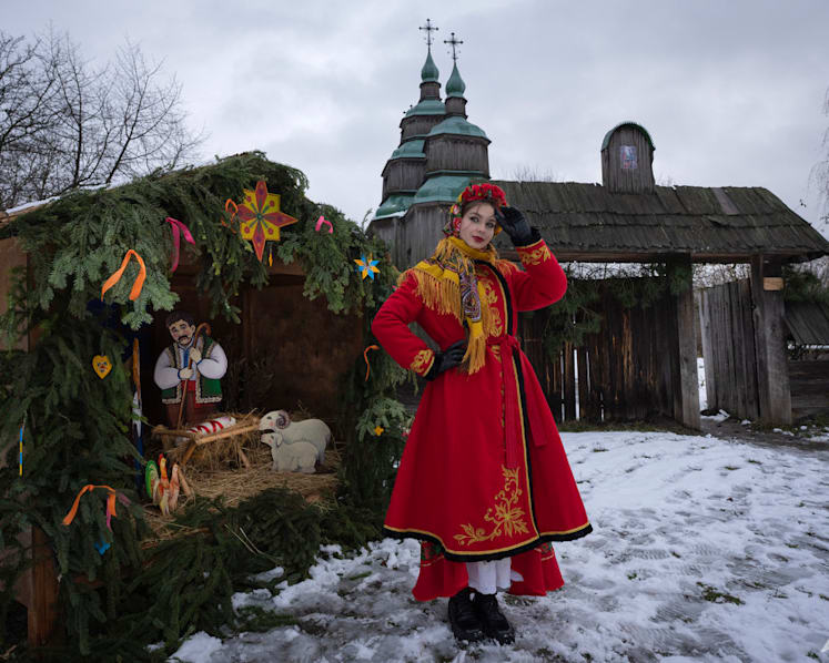 Ukraine celebrates Christmas on Dec 25 for the first time, distancing itself from Russia