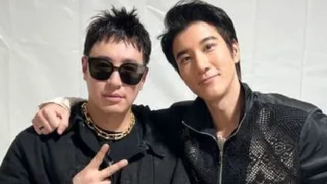 王力宏、潘玮柏元宵节合体　4万粉丝面前互飙神曲