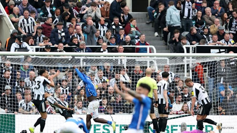 Sunderland stun Newcastle with late Brobbey winner in dramatic Tyne-Wear derby