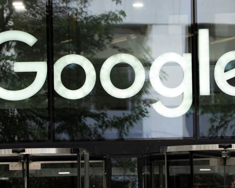Google faces stricter regulation in UK over search dominance