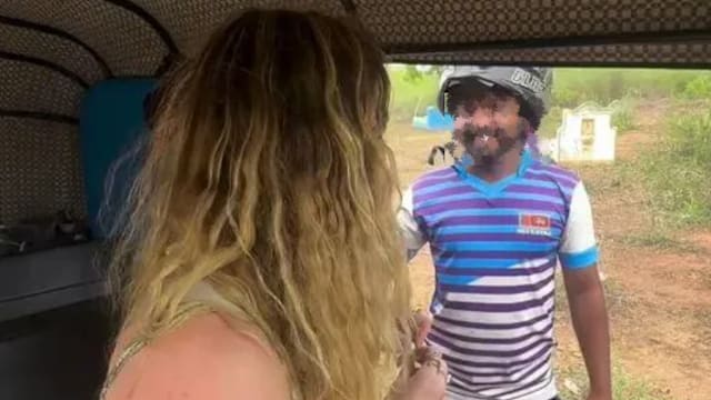 女游客独游斯里兰卡遭骚扰 男子当街露下体