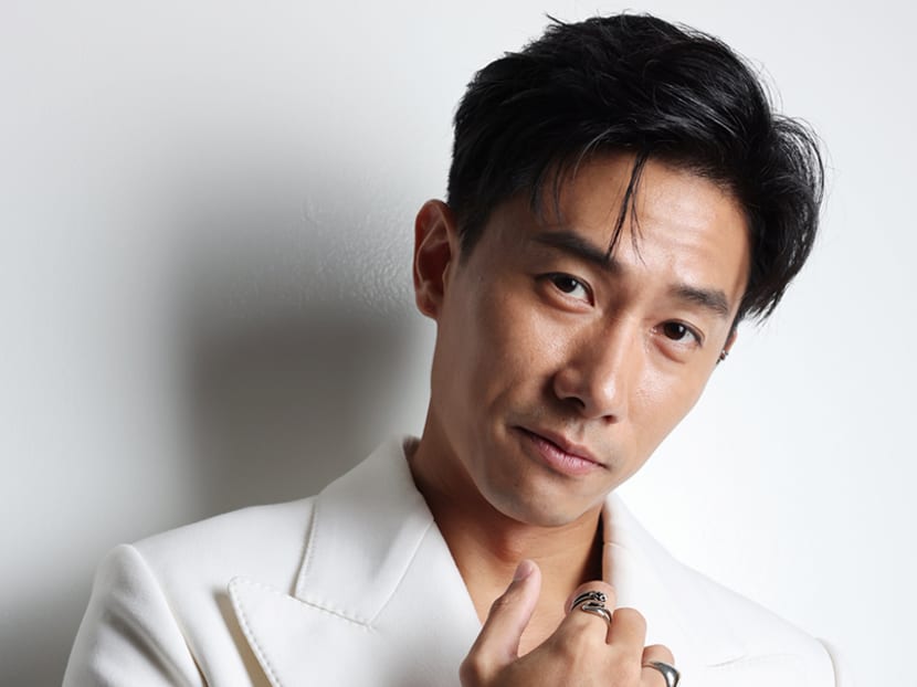 Actor Desmond Tan gets robbed while travelling in Italy, loses cash and laptop