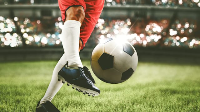 英超：曼彻斯特市2比1战胜阿申纳 积分榜差距缩小