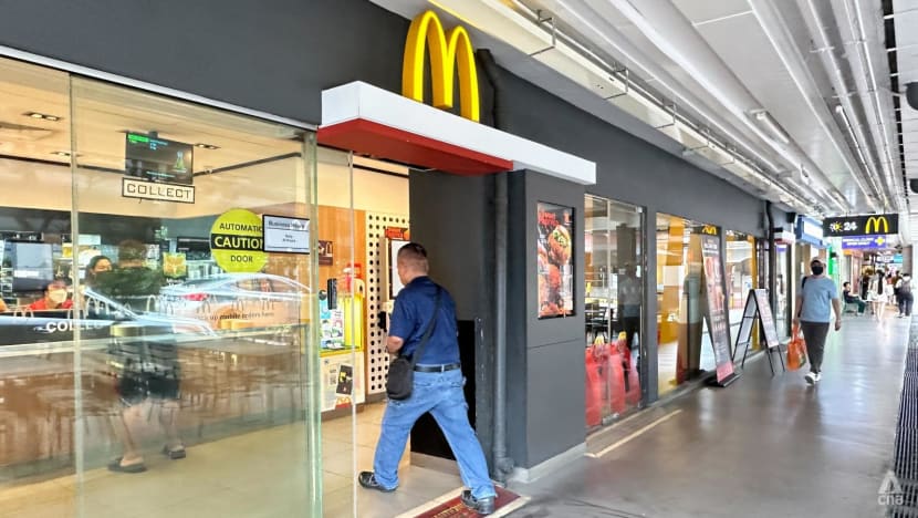 McDonald's says its Singapore outlets not affected by US E. coli outbreak