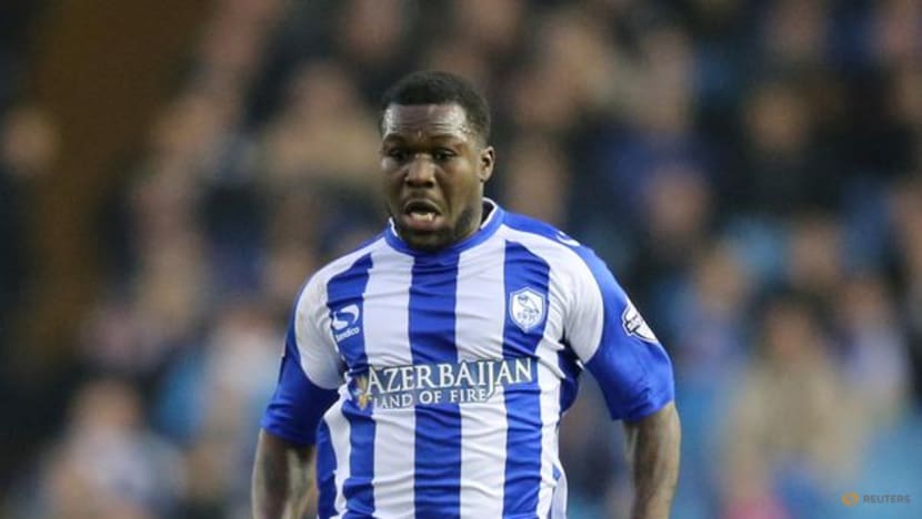 Former Dutch winger Drenthe suffers stroke