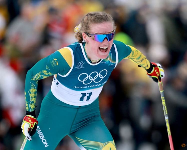 Crosscountry-Broken skis, shirtless racers as erratic weather causes havoc