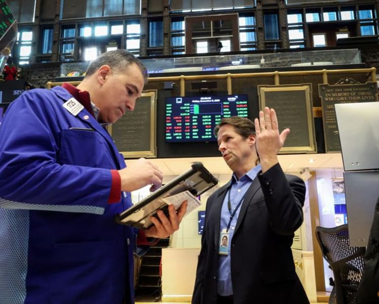 Stocks add to gains, yields extend declines as Fed cuts rates 