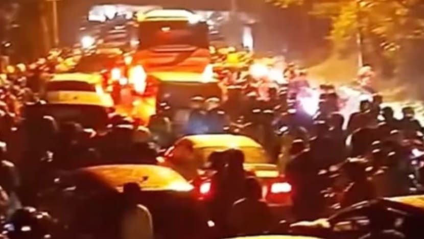 Penduduk Jawa Barat tergamam; harungi kesesakan trafik sehingga 14 jam sempena cuti Maulidur Rasul 