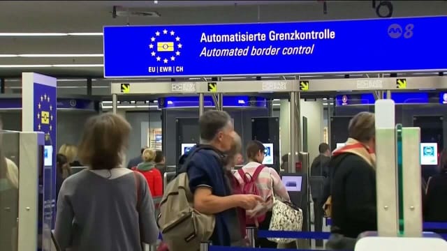 德国机场电脑系统故障 大批旅客通关时出现延误