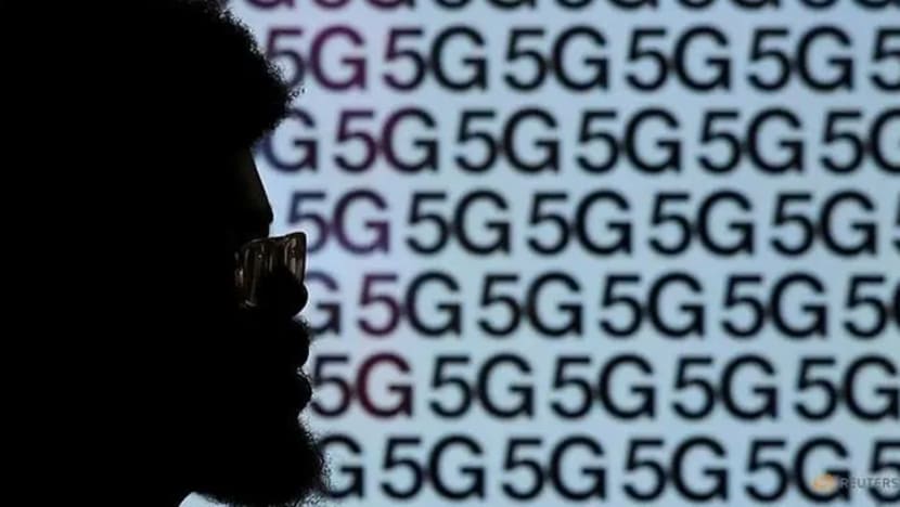 Singtel, usaha sama StarHub-M1 menang tender kendali rangkaian 5G S'pura