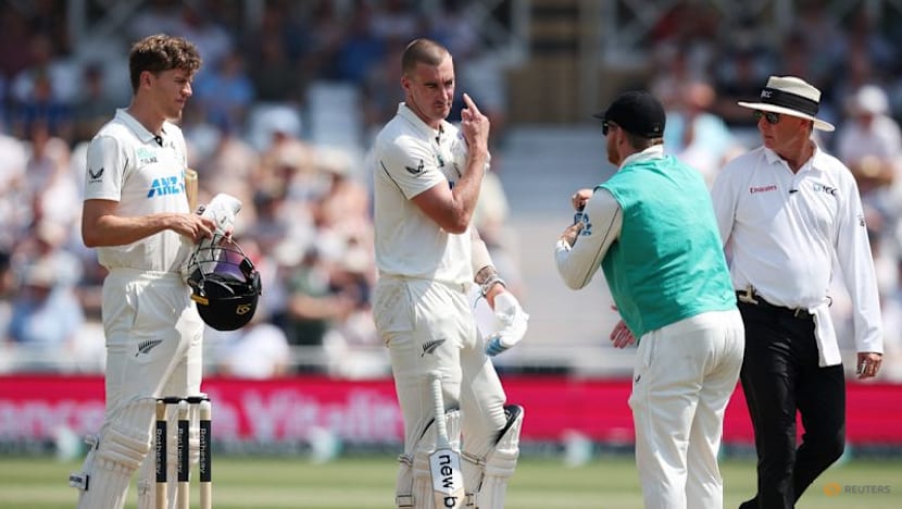  New Zealand's Tickner ruled out of rest of third test against England with concussion