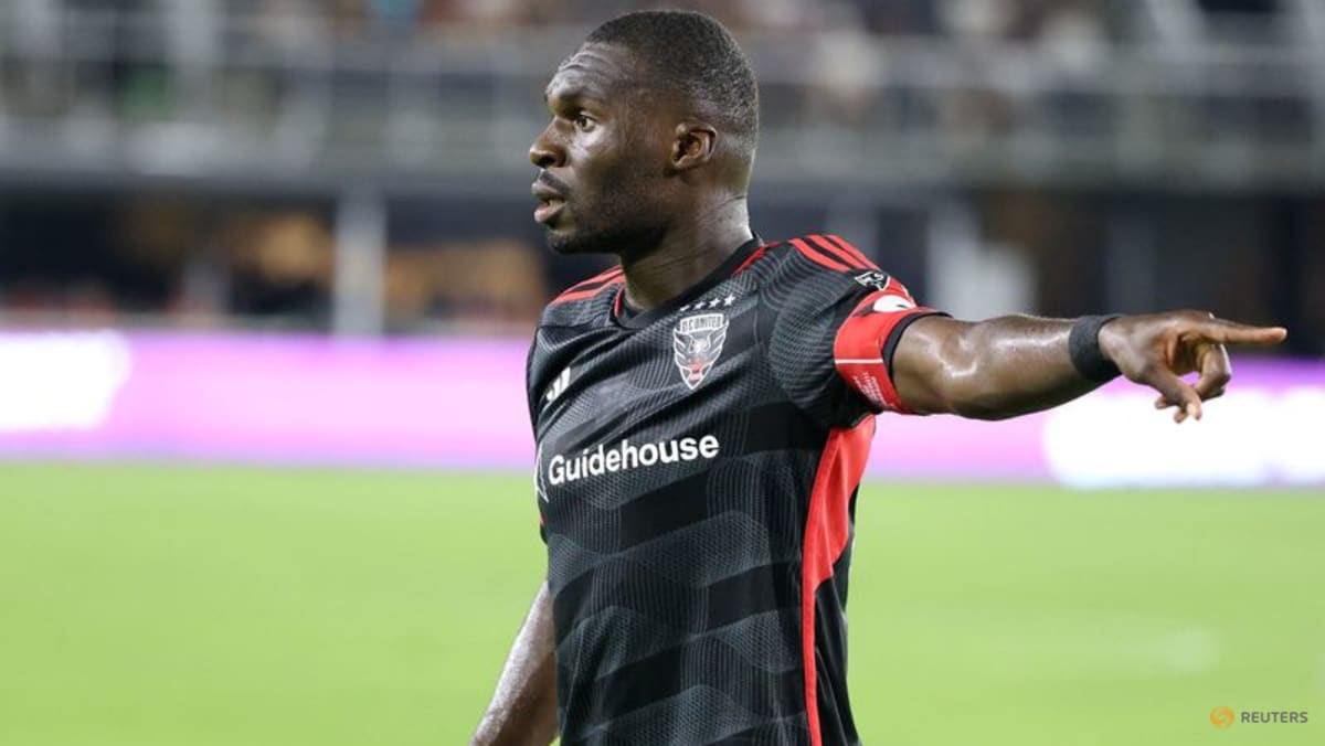 Benteke joins UAE Pro League’s Al Wahda