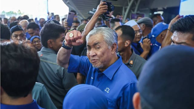 尽管与希盟在柔佛短兵相接 扎希促国阵不要攻击希盟