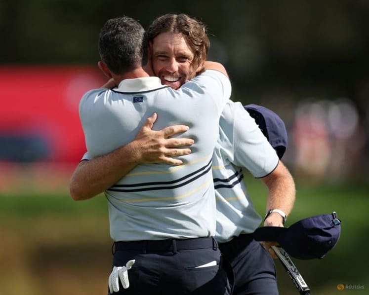 Europe's 'Fleetwood Mac' duet make sweet music again at Ryder Cup