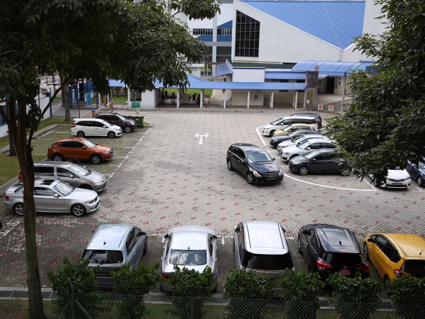 Teachers at all national schools and junior colleges will soon have to pay for parking, following a carpark policy review for schools. Photo: Koh Mui Fong/TODAY Teachers at all national schools and junior colleges will soon have to pay for parking, following a carpark policy review for schools. Photo: Koh Mui Fong/TODAY