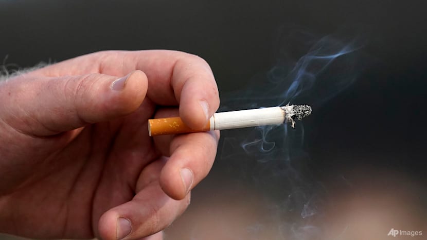 UK agrees ban on cigarette sales for people born after 2008