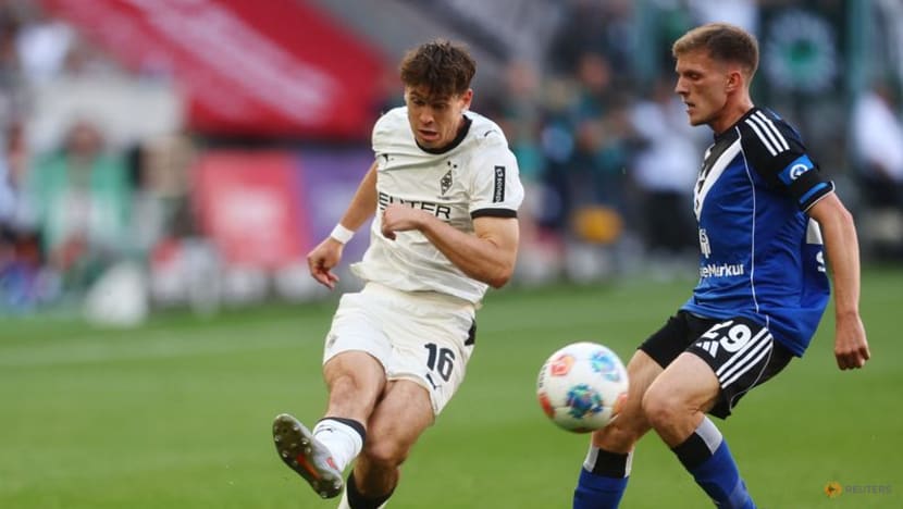 Hamburg earn 0-0 draw at Gladbach on Bundesliga return after seven-year absence