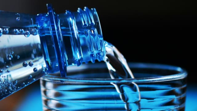 气泡水有4大好处　3种情况不要喝！