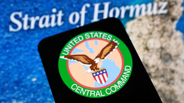 特朗普将听取伊朗行动方案 涉空袭与地面部队