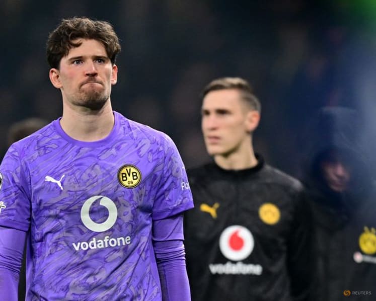Dortmund desperate to cut Bayern's lead and stay in title contention