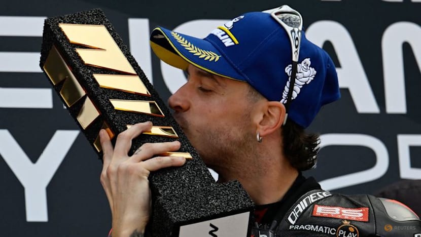 Bezzecchi wins Valencia GP to give Aprilia back-to-back wins for first time