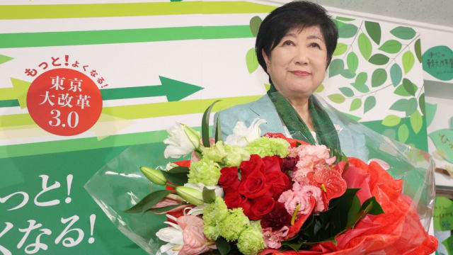 小池百合子三度连任东京都知事