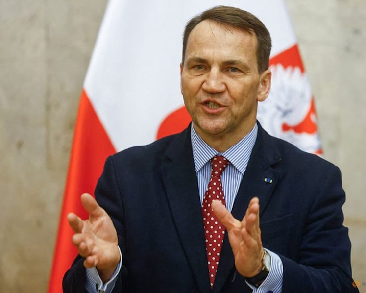 Europe ‘needs to get serious’ about fighting its own battles, says Polish foreign minister