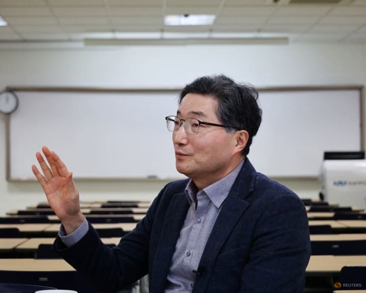 Contender for Bank of Korea governor backs higher property taxes to contain inflation