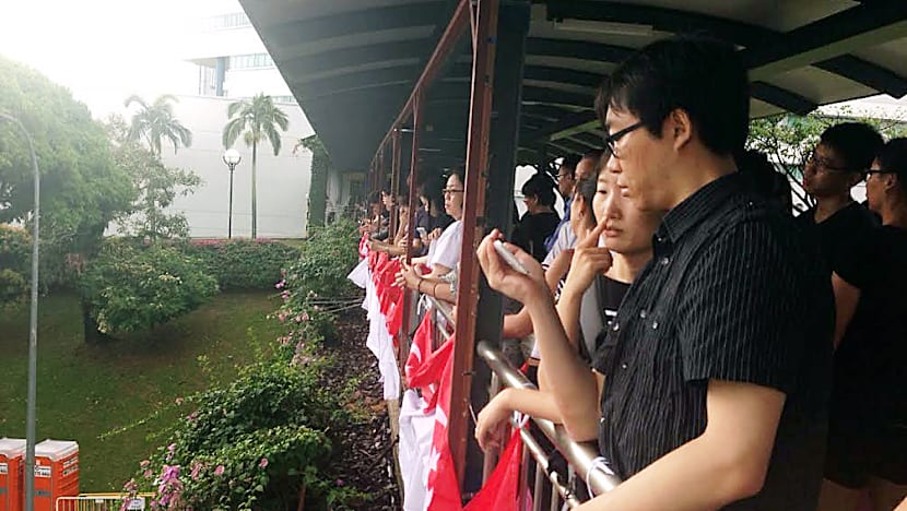 Longer wait for those in Clementi, but they stayed to bid farewell